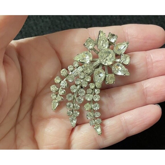 Vintage Brooch Clear Rhinestones Shooting Star Flower Burst Pin Silver Tone - Picture 4 of 6